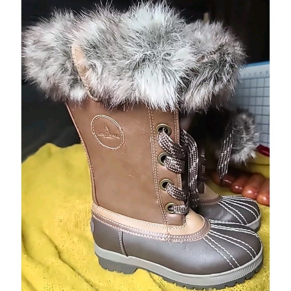 London Fog Women Melton2 Cold Winter Weather Waterproof‎ Brown Snow Boot Size 6 - Picture 1 of 6